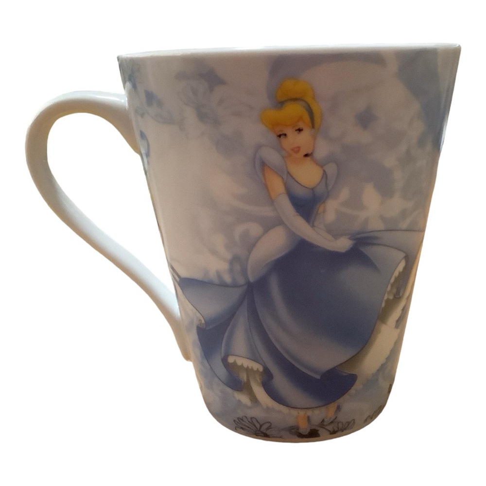 Disney ~ Cinderella Mug - Picture 4 of 8